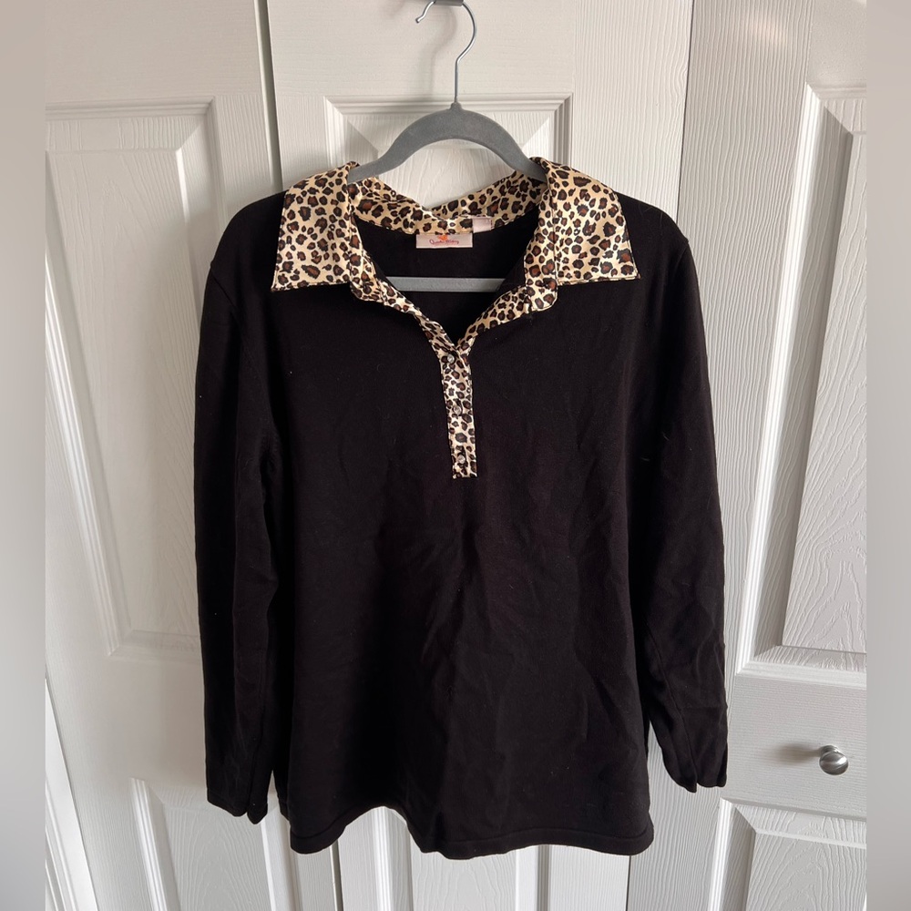 Leopard Collar Black Sweater